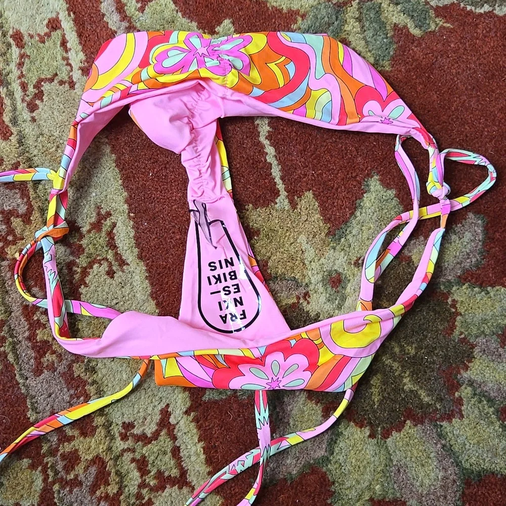 FRANKIES BIKINIS Tia floral bottoms Hailee Steinfeld collab.